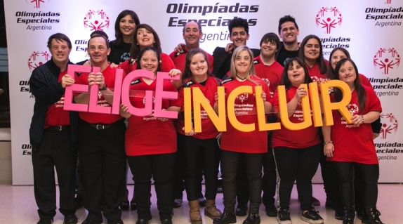 PROVINCIA NET ACOMPAÑÓ LA VIII COMIDA ANUAL SOLIDARIA DE OLIMPIADAS ESPECIALES